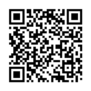 他将手中的资料拿了出去直接交给了秘书二维码生成