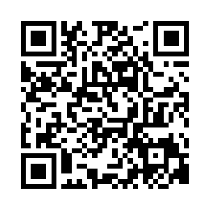 他将这个小房间里面布置的到处都是阵法二维码生成