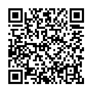 他就已经悄悄地暗示着手下的人给李月茹打电话二维码生成