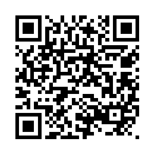 他就没指望他自己和鲲雪峰问出什么二维码生成