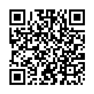 他就这样倒挂着再次将信纸对准日光二维码生成