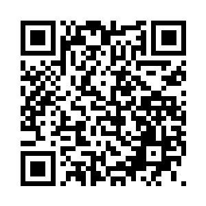他已经在第一时间选择闪避和抵抗了^二维码生成