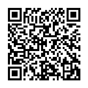 他忍不住转头去看那放剑之人――云辰就站在东侧的楼梯旁边二维码生成