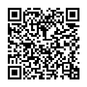 他总觉得何铿不像是单纯的国际贸易商人那么简单二维码生成