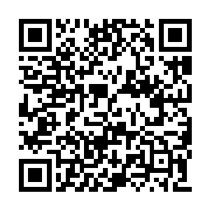 他悄悄的在立杰集团方向的暗处按了一个摄像头二维码生成