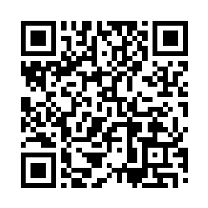 他慢慢的朝着向天明的方向走了过去二维码生成