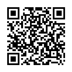 他戴了一个眼镜皮肤很白年龄看上去四十有余二维码生成
