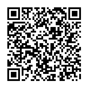 他把伊万诺夫当年在战壕里演奏的视频跟周允晟在决赛上演奏的视频剪辑在一起二维码生成