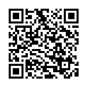 他没有与她讲面对满朝文武的无奈二维码生成