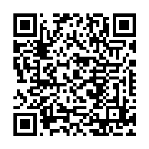 他现在手中没有能够对黑暗战将产生大杀伤力的武器二维码生成