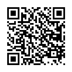他的双手瞬间抓向了杀神的胸肌之上二维码生成