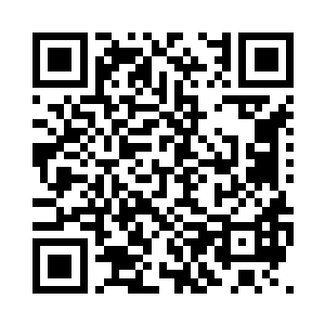 他的整个手中散发出一阵璀璨的蓝光二维码生成