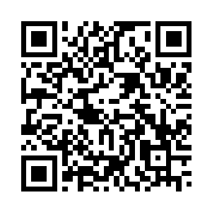 他的笑容不像往常那样高洁和神圣二维码生成