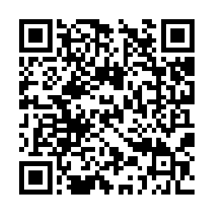 他的身体被分割成了三百六十五个不同的天地空间二维码生成