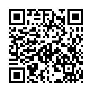 他直接从怀里摸出了一把武器交给严默二维码生成