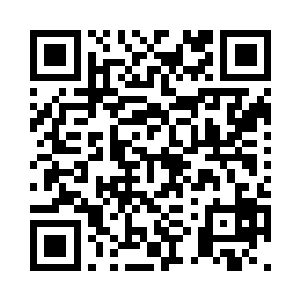 他看见鬓角斑白的青袍男子嘴角勾起二维码生成