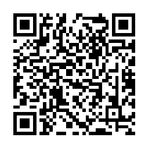 他能够从眼镜之中看到非常明显的一大块红色区域二维码生成