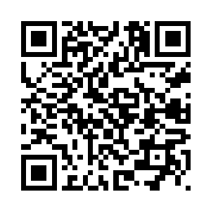 他能清楚地看到她眼角描长的眼线二维码生成