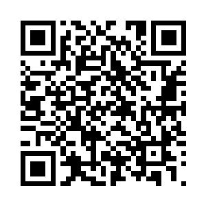 他要将这些他发现的不一样告诉手下二维码生成