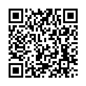 他赶紧绕过他们直接钻进了屋子里二维码生成