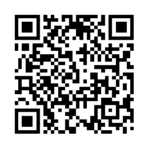 他身上压着一个手持沙漠之鹰的黑发青年二维码生成