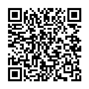 他还从来没有见过一个活物毫发无损地穿过黑洞二维码生成