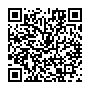 他还清楚的记得那个让自己做这件事情的人告诉过自己什么二维码生成