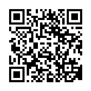 他那双深邃的眼眸从在场的众人脸上一一扫过二维码生成
