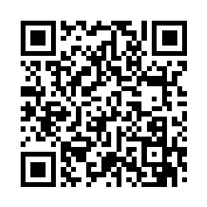 他重新启动了车子跟着向前挪了一小截二维码生成