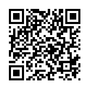 以及几位认识的朋友留在他们身边二维码生成