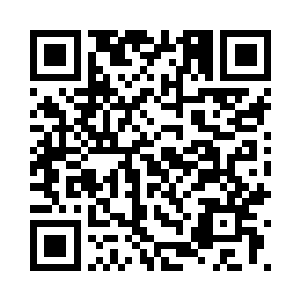 以及挡在他前面后面左边右边的人二维码生成