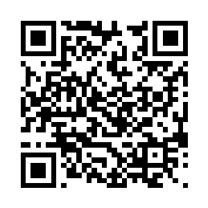 任凭抗议者将拳头塞到他们的鼻尖地下二维码生成