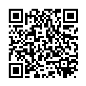 任琦宁看了一眼走在自己前面的白发男子二维码生成