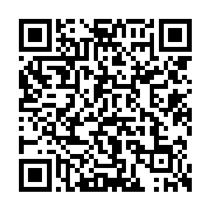 仿佛战车般的要将拦在路上的一切房屋撞倒移平二维码生成
