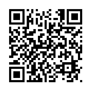 仿佛整个世界就只有土黄色和灰色这两种色调二维码生成