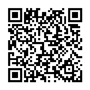 仿佛是深陷绝望中的人抓住了一根救命的稻草似地二维码生成