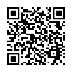 众人依旧有条不紊地将东西一一搁下二维码生成