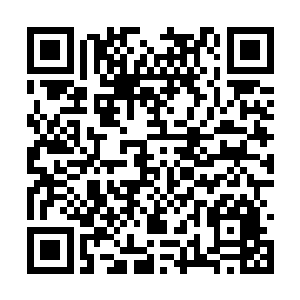 众人在化妆完毕之后驱车回到了金在珉弘大的别墅二维码生成