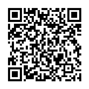 众人的注意力已经只对吴岩和轩辕杰这二人有兴趣了二维码生成