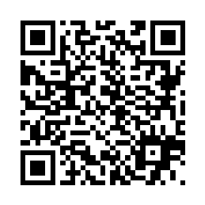 众人看到这个男子的时候也都是一愣二维码生成