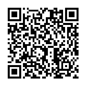 伴随着一股强烈的浩瀚的阳刚的气息也从上面散发出来二维码生成