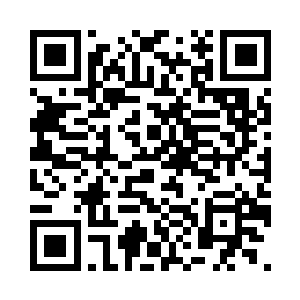 伸出舌头在澹台平静手臂上抹了一下二维码生成