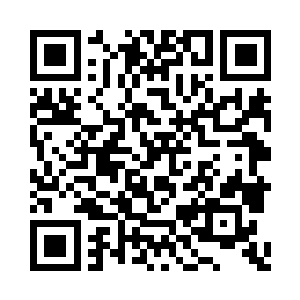 似乎一阵风就可以把她面前的路吹得烟消云散二维码生成