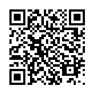 似乎不明白两个妹子为何反应这么大二维码生成