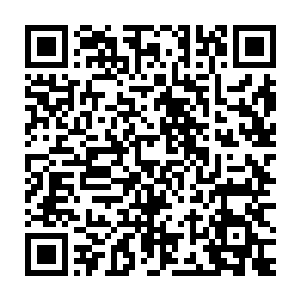 似乎也是感觉这样躺着很难受……女人睡觉的时候都不喜欢带着妞妞罩二维码生成