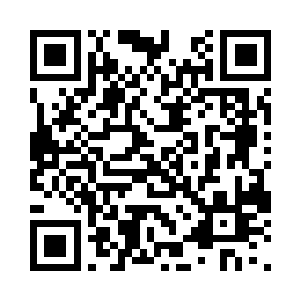 似乎是发现自己的胸前并没多么的壮阔二维码生成