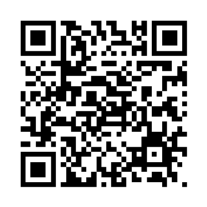 但与生俱来的冷漠在阮荷黎认识的人中除了他二维码生成