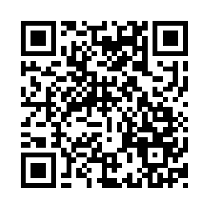 但仍然在头脑中浮现出了美人洗浴的场景二维码生成