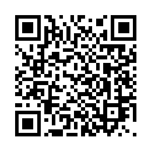 但他却说那个地方的人敢动世家的人二维码生成