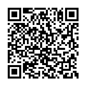 但到了这个关键时刻他也不能例外地紧张了起来二维码生成